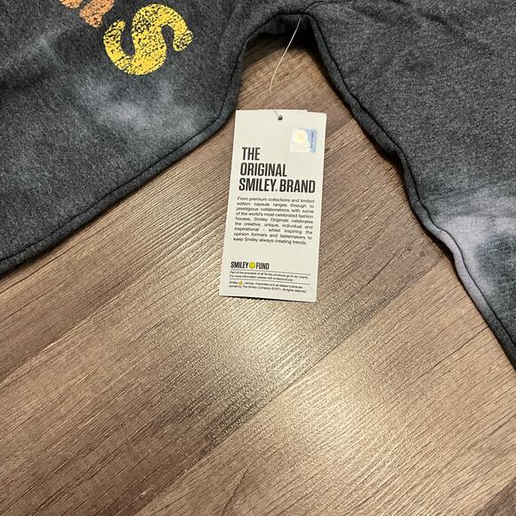 Urban Outfitters Desert Dreamer Mental Health Matters Sweatshirt Gray Sze XS NWT - Picture 5 of 7